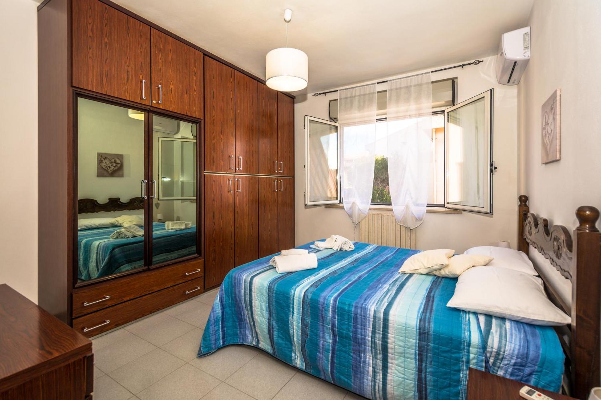 Sardinia-Holiday Casa Pesce Palla Ла-Маддалена Экстерьер фото